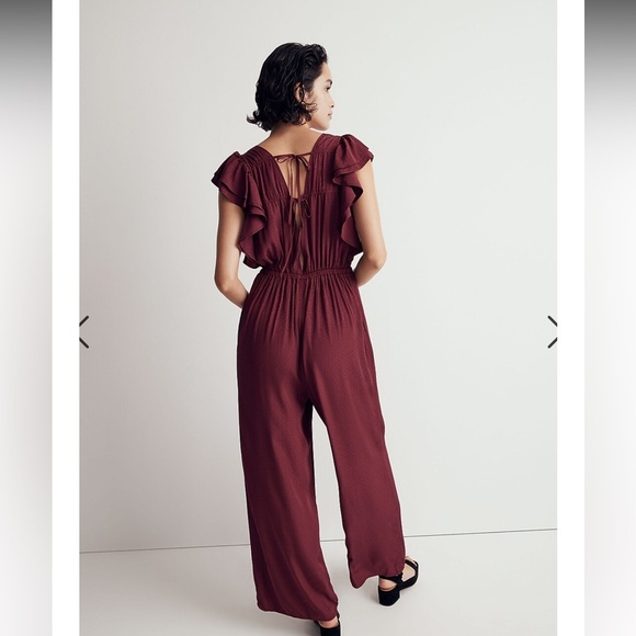 NEW • Madewell • Women’s Jacquard Deep-V Ruffled Jumpsuit Burgundy Red Large - Picture 3 of 5